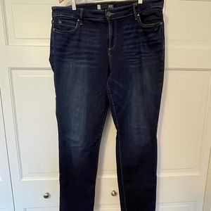 Kut from the Kloth Catherine Boyfriend Jean size 16/33